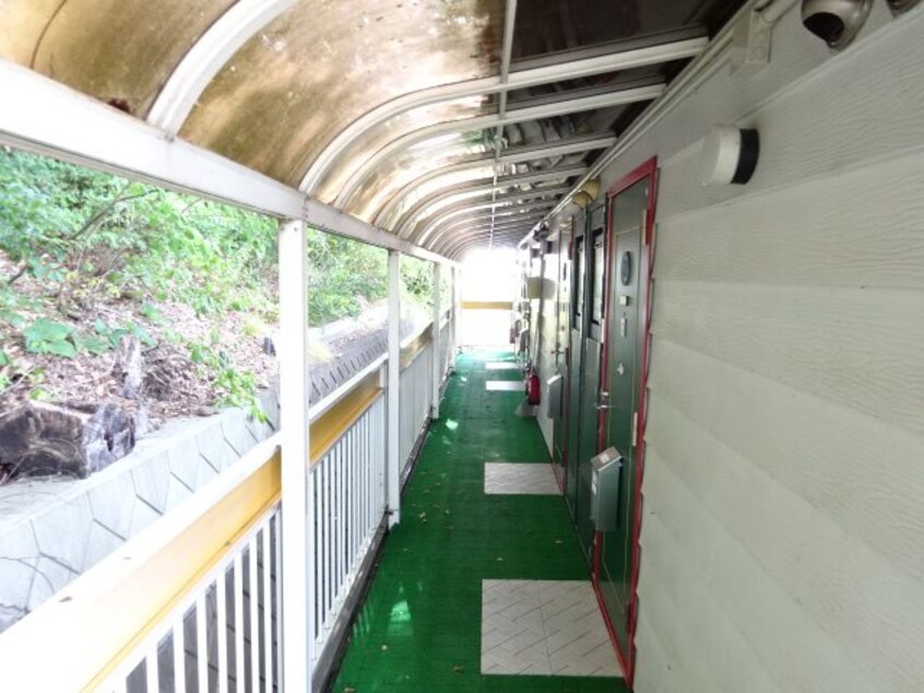  グリンイースト