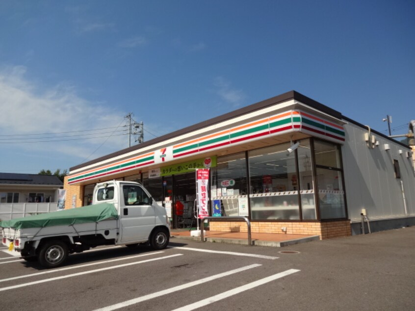 ｾﾌﾞﾝｲﾚﾌﾞﾝ 坂城南条店(コンビニ)まで825m シャルマンアベニールＣ