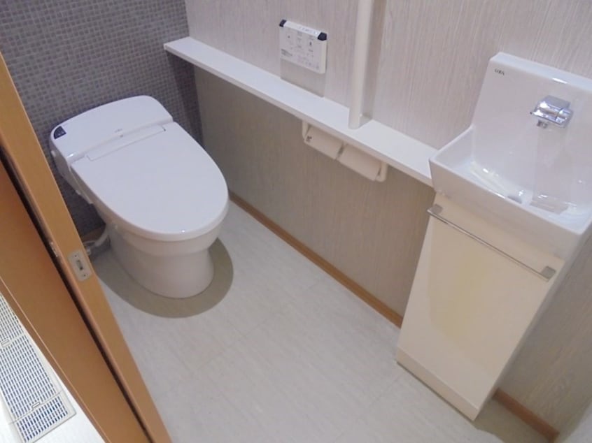  中央北2丁目戸建て