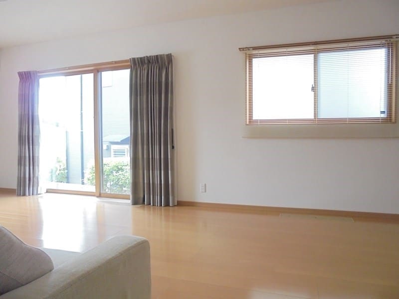  中央北2丁目戸建て