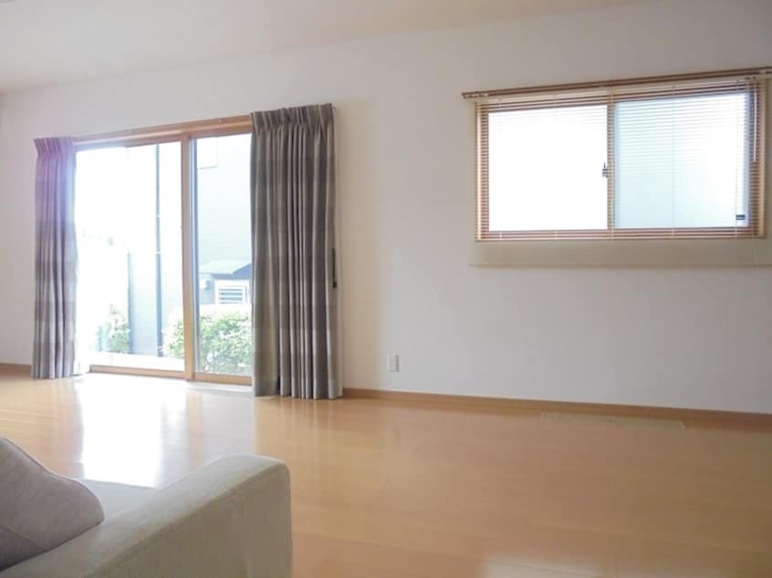  中央北2丁目戸建て