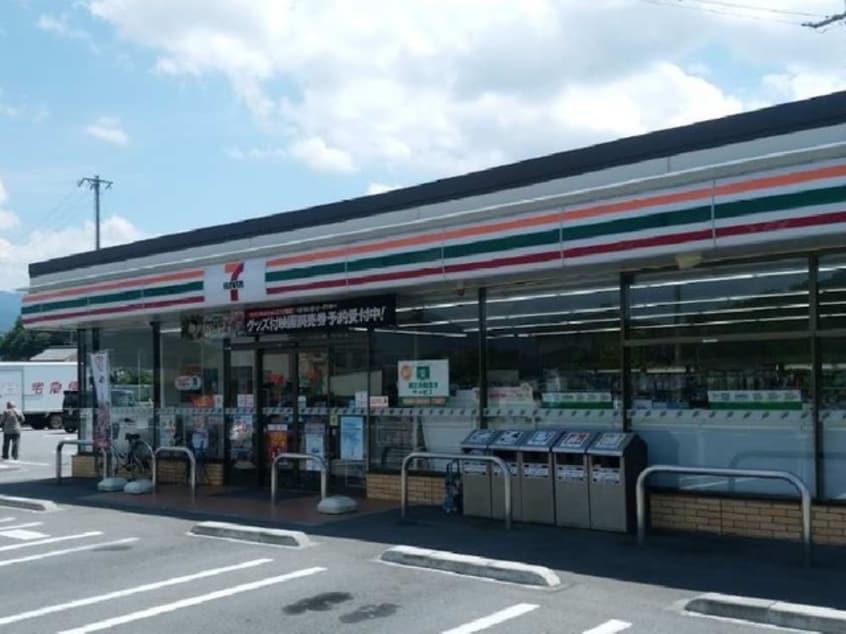 セブンイレブン　上田塩田店(コンビニ)まで697m トゥーユータウンC棟