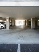  小根山ビル