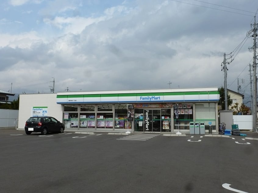 ﾌｧﾐﾘｰﾏｰﾄ 長野中越一丁目店(コンビニ)まで325m ラプラス西和田