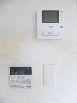 ＴＶモニターホン　写真は別号室です　