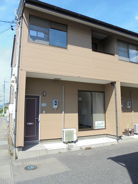  北屋島線＿104/南長池 1-2階 築28年