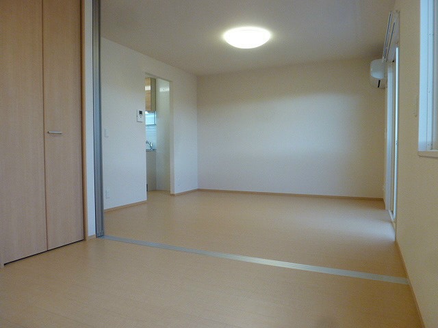 写真は102です アリエッタ