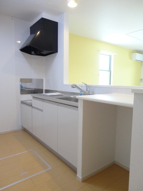 写真は103号室です（参考） ラピタス