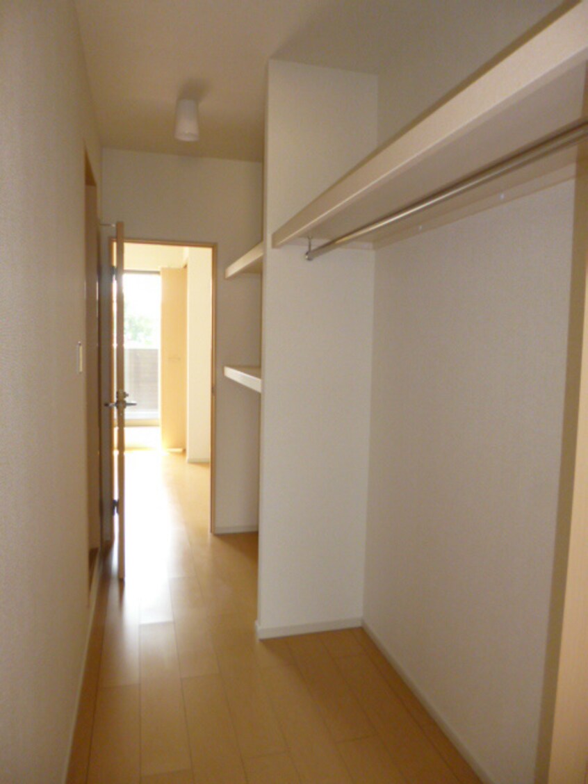 写真は204号室です。（参考） 46：大豆島保科温泉線/日詰（長野県） 2階 築12年