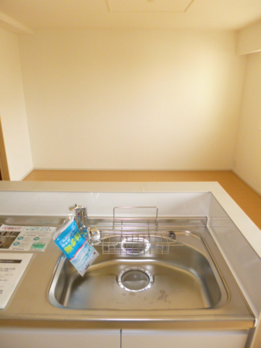 写真は204号室です。（参考） 46：大豆島保科温泉線/日詰（長野県） 2階 築12年