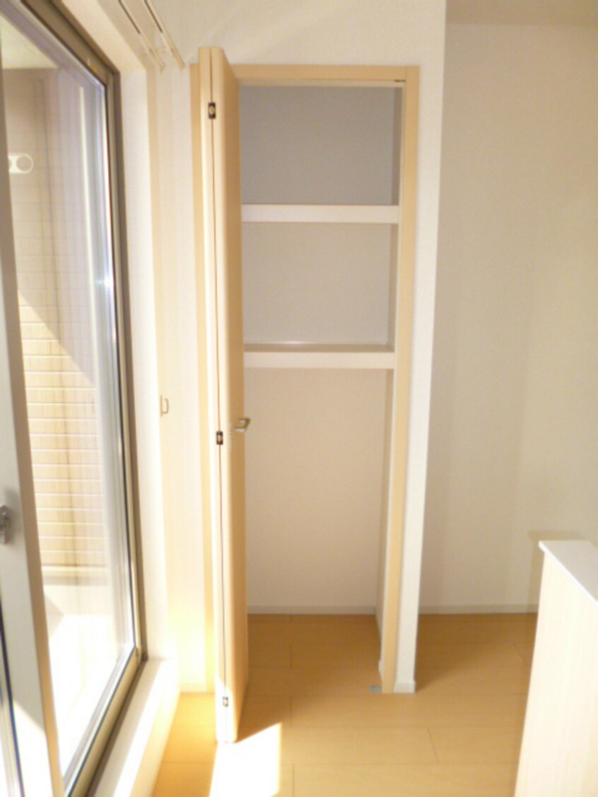 写真は204号室です。（参考） 46：大豆島保科温泉線/日詰（長野県） 2階 築12年