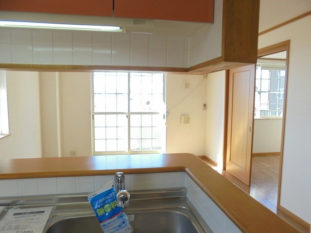 写真は201号室です（参考） フォーブルY-II