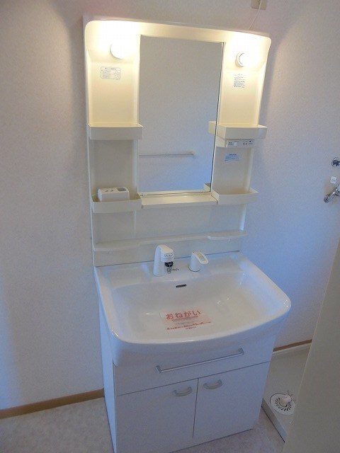 写真は201号室です（参考） フォーブルY-II