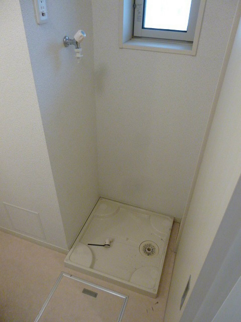 洗濯機置場101号室です JOYタキザワ