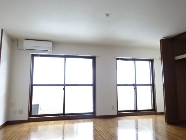 写真は103号室です（参考） ケントハウス