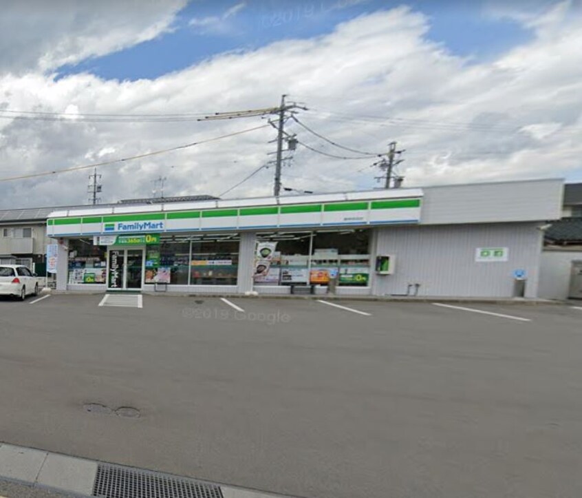 ﾌｧﾐﾘｰﾏｰﾄ 長野上高田店(コンビニ)まで479m ベルメゾン南俣