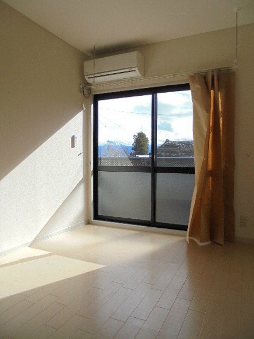  ディアスヤマーニ　B