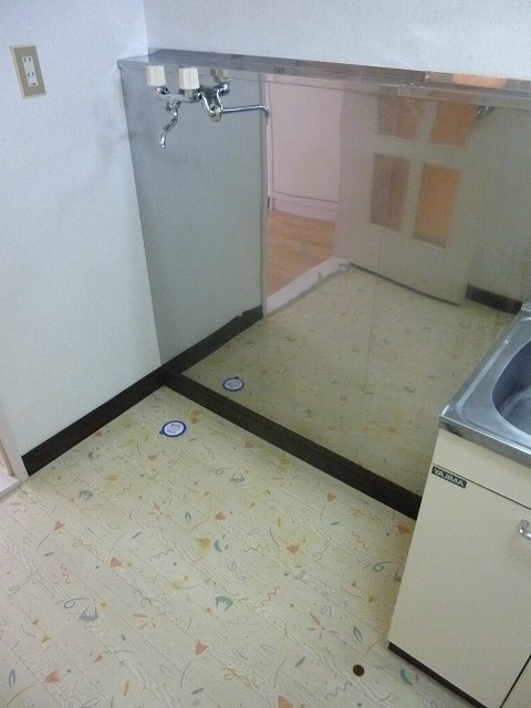 洗濯機置き場　※写真は　106号室 Ｕ・ポート梨の木