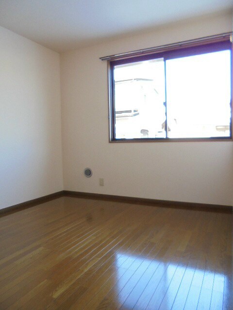 写真は102号室です（参考） ルピナス風間