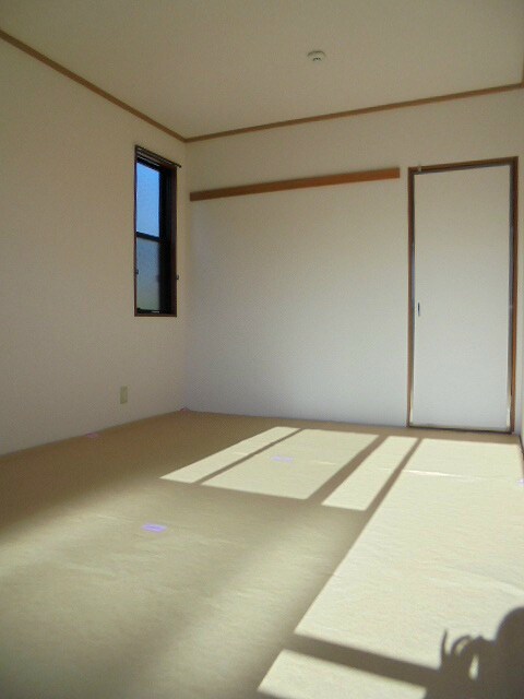 写真は102号室です（参考） ルピナス風間