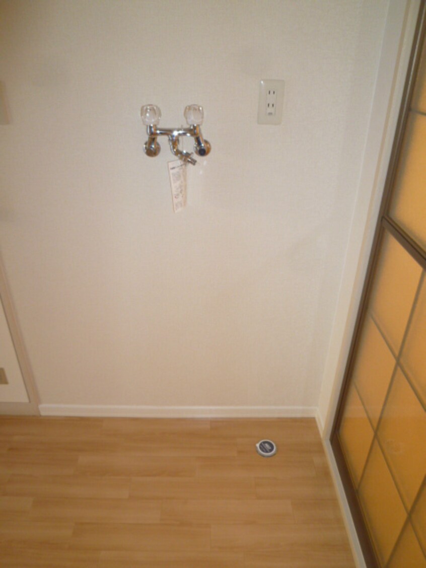 101号室のお部屋です リブ・フレグランス