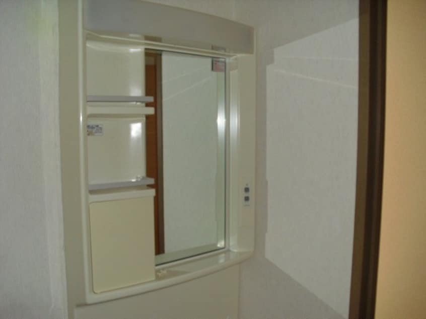  メゾンパーク東和田B