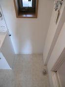 洗濯置き場　写真は305号室です。 プリマベーラ