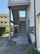  ハイツ薫風