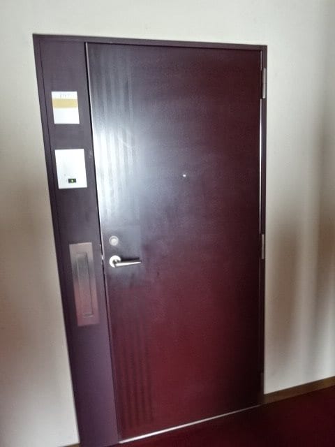 写真は203号室です。（参考） グランディオーゼナガノ