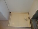 洗濯機置き場　写真は203号室です（参考） フォレスト２４７