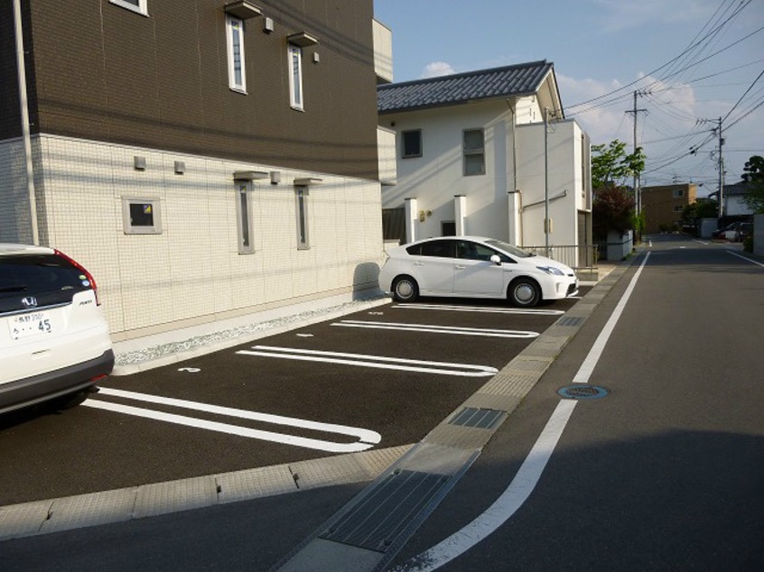  信越本線/長野駅 徒歩9分 1階 築13年