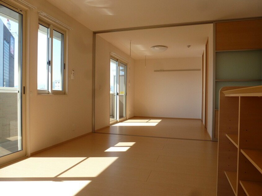 201の写真です（反転） バン・ド・ソレイユＢ