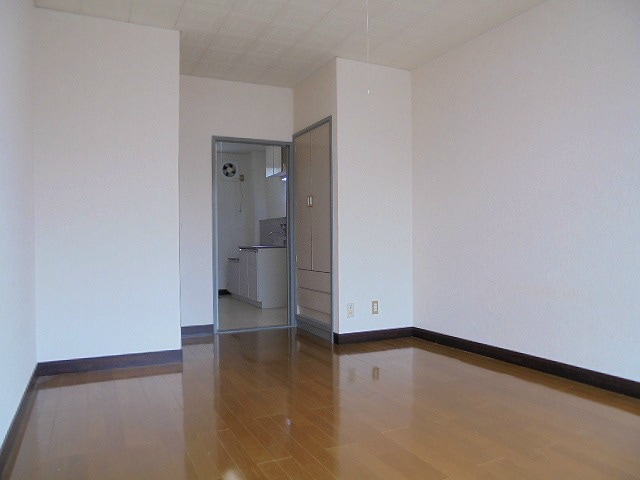 写真は205号室です（参考） コーポソイビーンウエストツリー