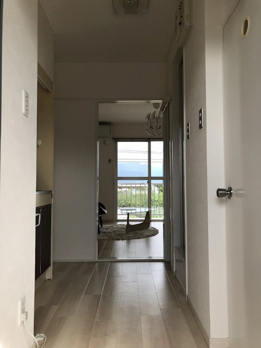 写真は203号室です（参考） カスターニャ