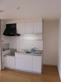 写真は204号室です。（参考）