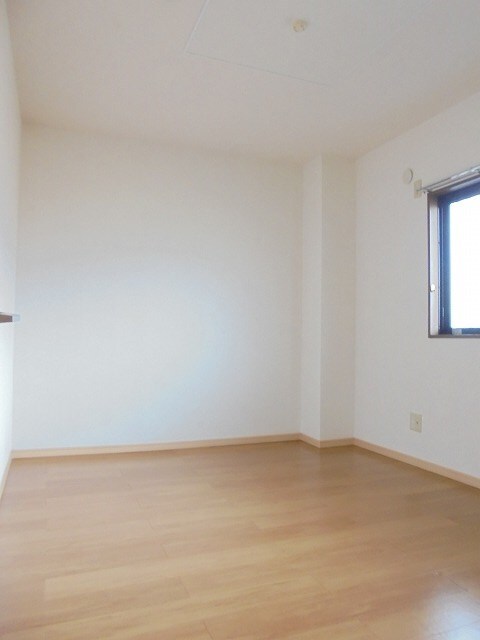 写真は204号室です。（参考） エヴァーグリーン2000