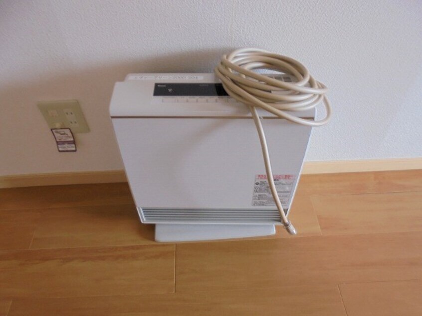 写真は204号室です。（参考） エヴァーグリーン2000