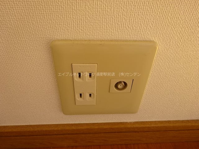 写真は301号室です（参考） ブレイン-ｍ
