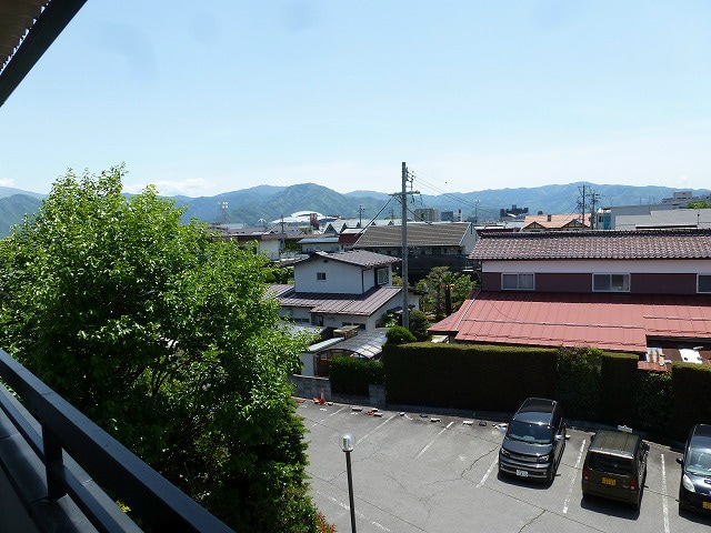  ホワイトタウン