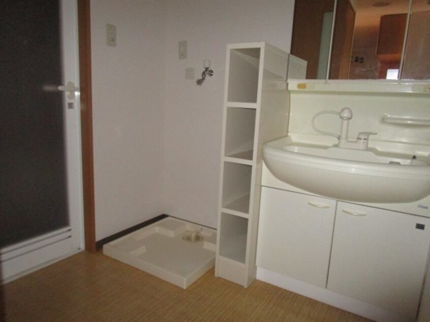 画像は601号室です（参考） 信越本線/長野駅 徒歩7分 5階 築22年