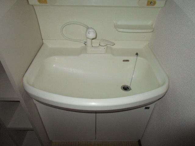 画像は601号室です（参考） 信越本線/長野駅 徒歩7分 5階 築22年