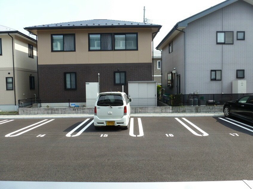 写真は103号室です（参考） ペルソワール高田