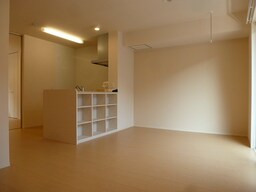 写真は103号室です（参考）
