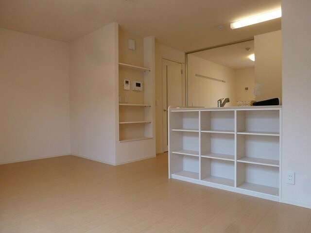 写真は103号室です（参考） ペルソワール高田