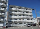 1階 築32年の外観