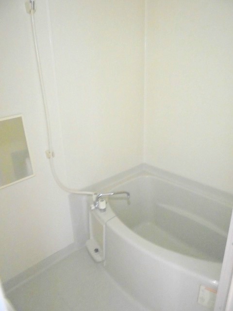 写真は102号室です（参考） サンライフ北長池