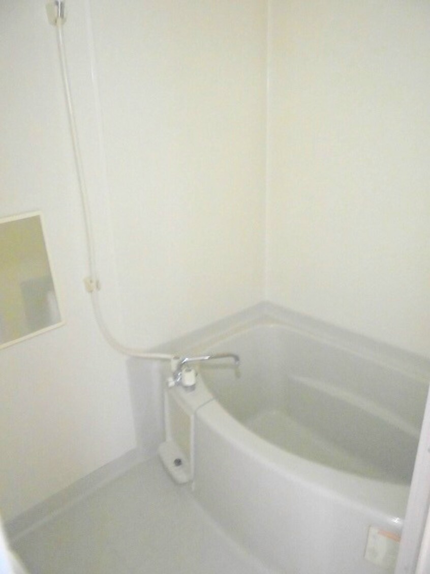 写真は102号室です（参考） サンライフ北長池