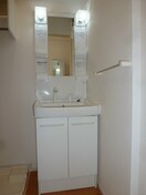 105号室のお部屋です タッセル