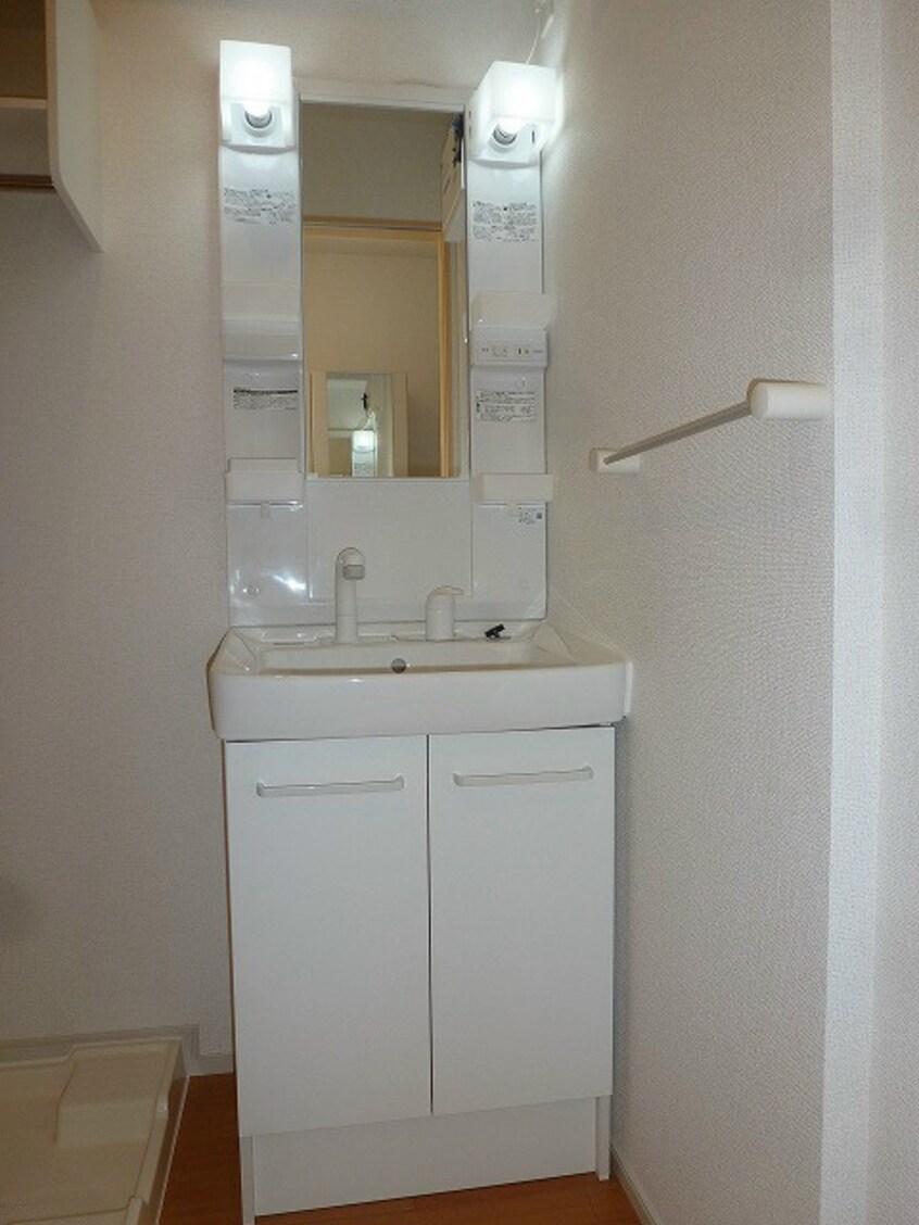 105号室のお部屋です タッセル