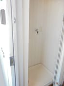 洗濯機置場　304号室のお部屋です Little　Island　Ａ棟